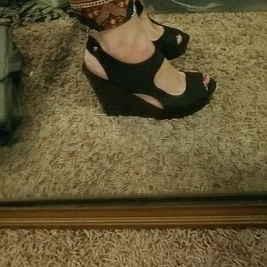 Simply Vera Wang super cute dress shoes